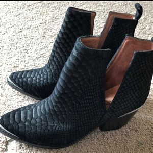 Jeffrey Campbell 8.5